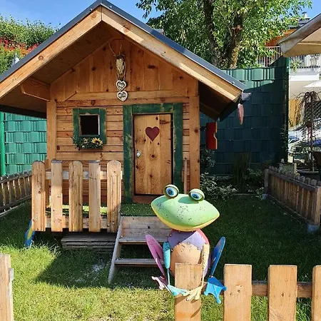 Hotel-pension Wagnermigl מלון 3*
